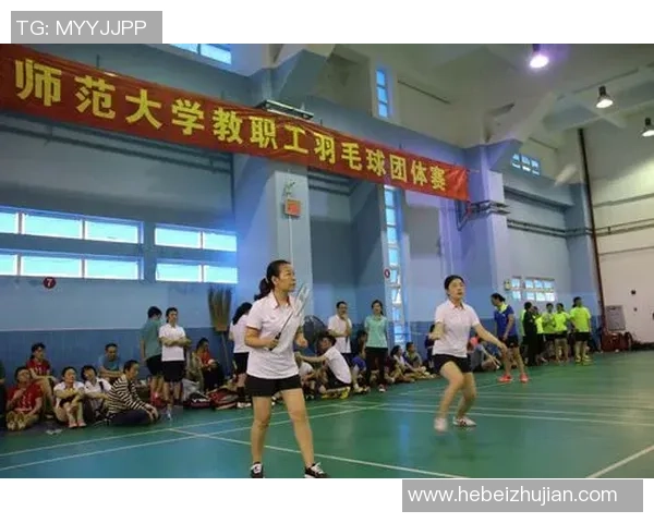 西安羽毛球队团队协作引发热议球员间配合与沟通的挑战与反思 西安羽毛球队团队协作引发热议球员间配合与沟通的挑战与反思