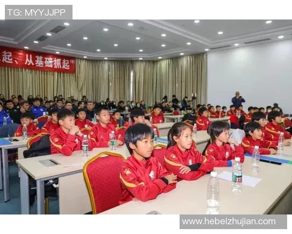 足球明星积极倡导社会责任展现榜样力量推动青少年健康成长 足球明星积极倡导社会责任展现榜样力量推动青少年健康成长